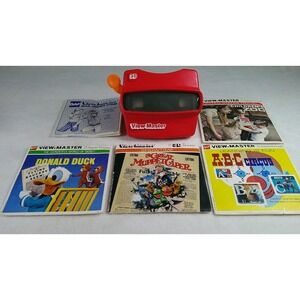Vintage GAF View-Master Red 3D Viewer with 4 Reel‎ Sets Donald Duck Muppets Zoo